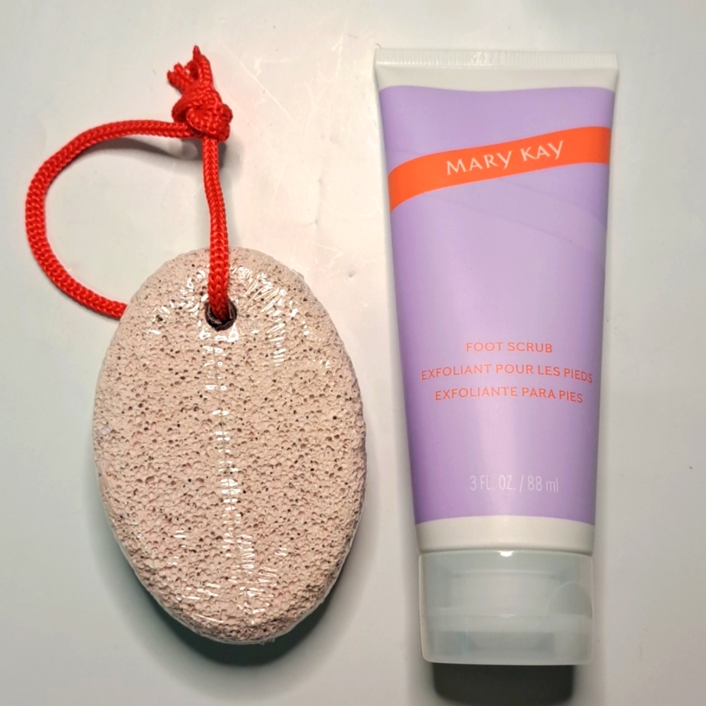 Mary Kay foot scrub & pumice lot